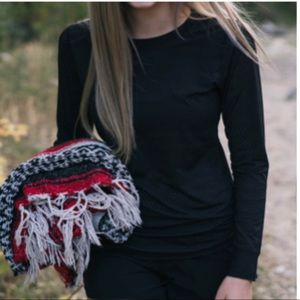 Zyia Black Long Sleeve Chill Medium. Wore once. Gently used